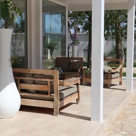 Adagio Salentino Couette-café Porto Cesareo
