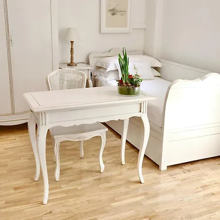 Adagio Salentino Couette-café 4*